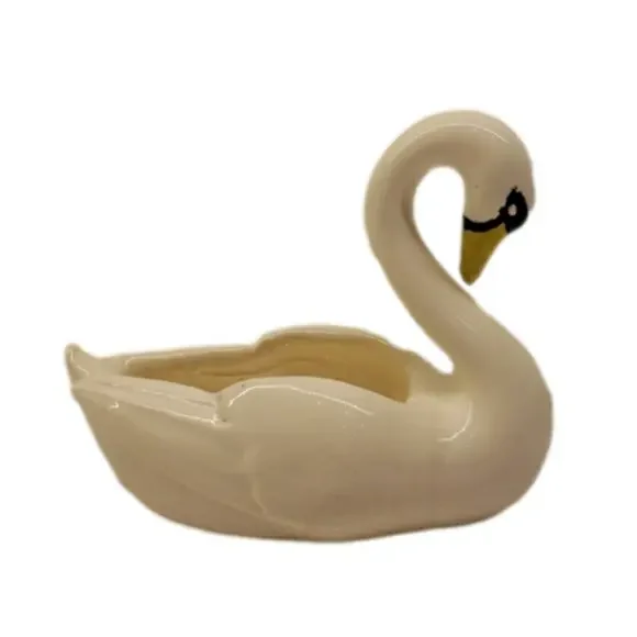 PORCELAIN Ceramic Swan white trinket holder 4"h x 5"w - Picture 1 of 9
